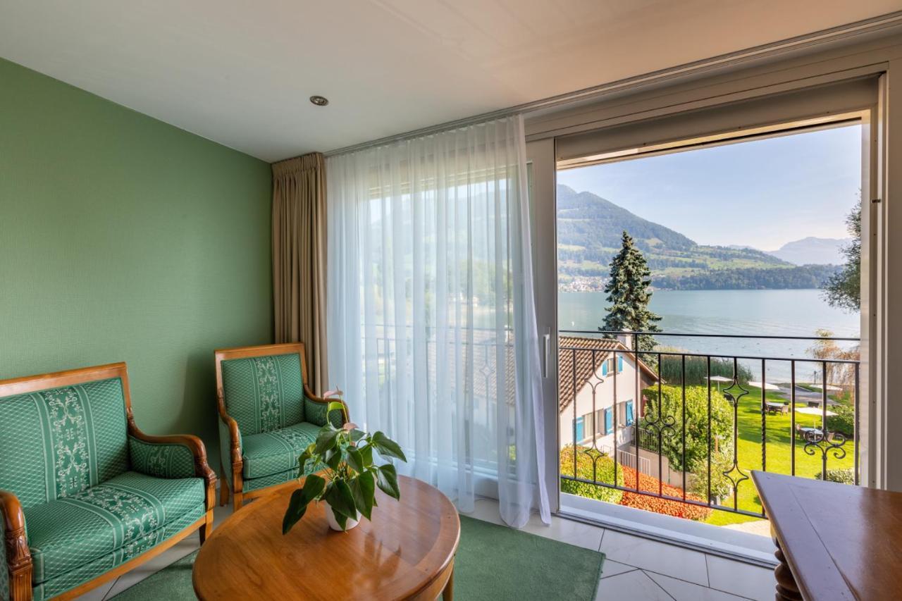 Swiss-Chalet Merlischachen - Romantik Schloss-Hotel Am See Küssnacht Exteriér fotografie